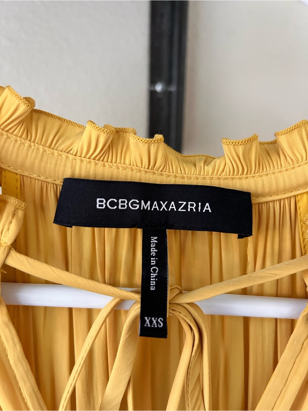 BCBGMaxAzria Mustard Yellow Halter Smocked-Waist Maxi Dress - Picture 3 of 3